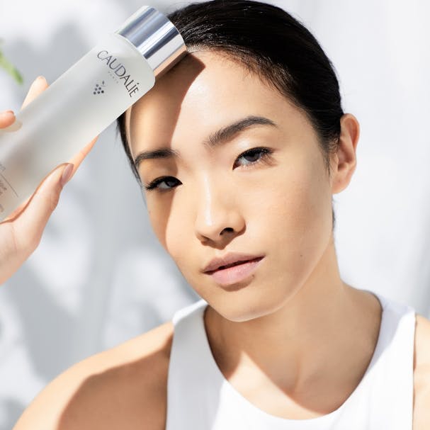 CAUDALIE VINOPERFECT ESSENCE CONCENTRE ECLAT 100ML